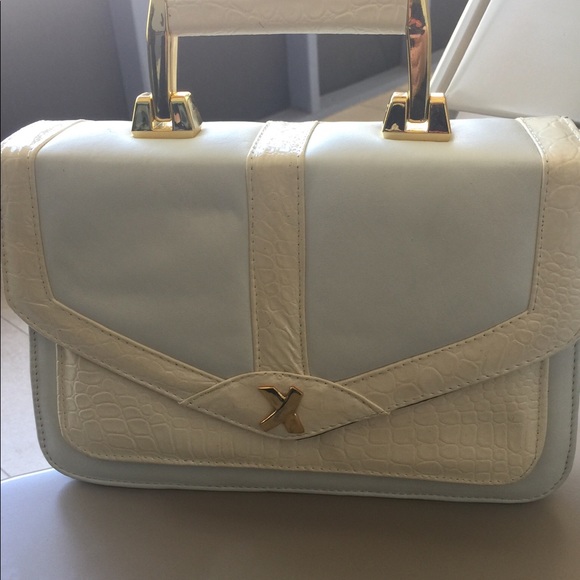 White vintage structured purse - Picture 2 of 2
